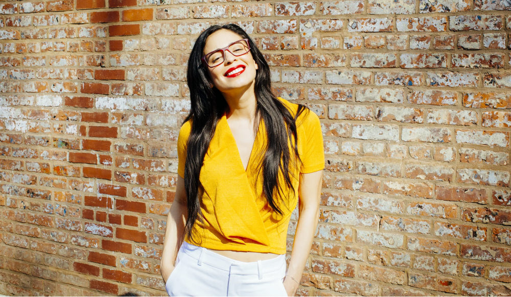 girl_with_glasses